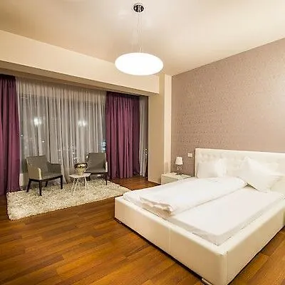 Penthouse Orhideea Aparthotel Bukarest 3*,